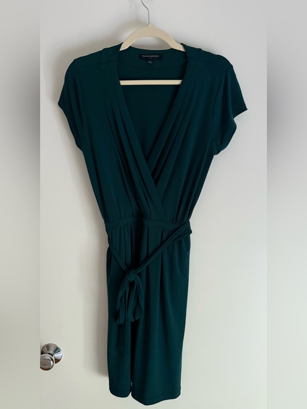 ⁠Banana Republic Dark Forest Green Faux Wrap Dress | Tie Waist | Size MP